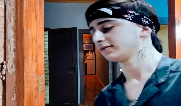 Bakıda 18 yaşlı gəncin başını yaşadığı evdə kəsdilər: Dəhşətli qətlin baş verdiyi yerdən GÖRÜNTÜLƏR