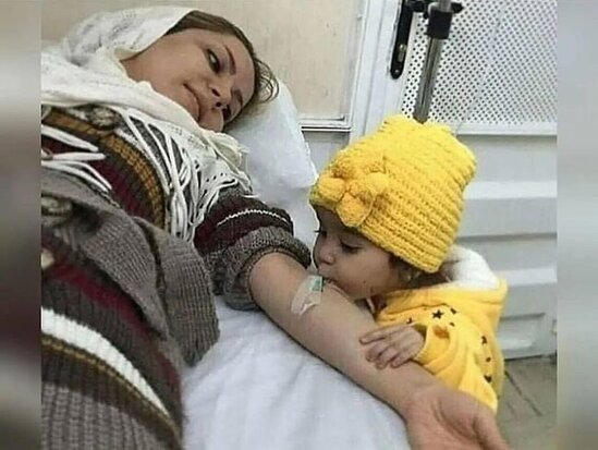 Dünyanın ən saf öpüşü hər kəsi duyğulandırdı - FOTO