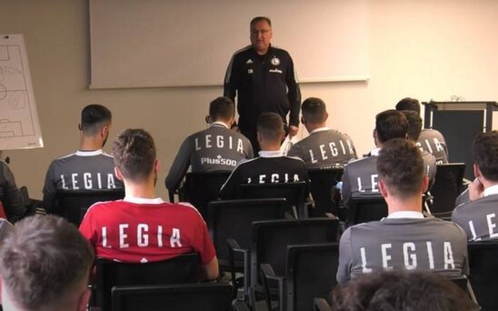 Çeslav Mixneviç: "Yatıb qalan Emreliyə etibar etmək olarmı?"