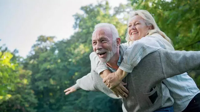 "100 yaş klubu"na necə daxil olmaq olar? - "Mavi bölgələr"in sirri