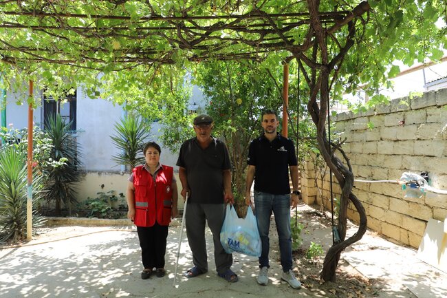 "Avrora Qrup" aztəminatlı ailələrə və uşaq evlərinə bayram sovqatı çatdırıb