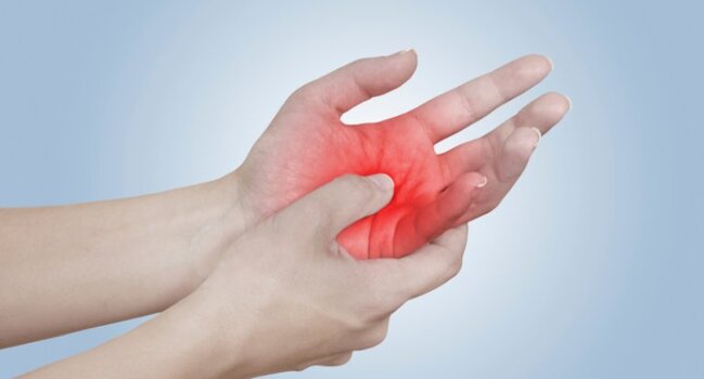 Əllərdə keyimə və iynələnmə hansı xəstəliyin əlamətidir?