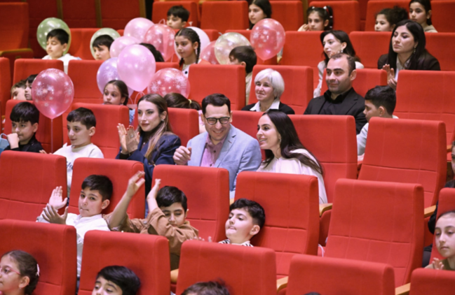 Gəncə Dövlət Dram Teatrında "İsi və Piti" animasiya serialının premyerası olub