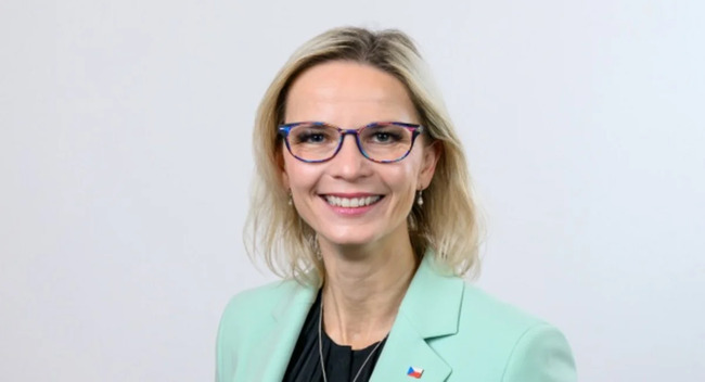 Zuzana Mrazova: "Mənzil təminatına sosial birliyin və iqtisadi imkanların əsası kimi baxırıq"