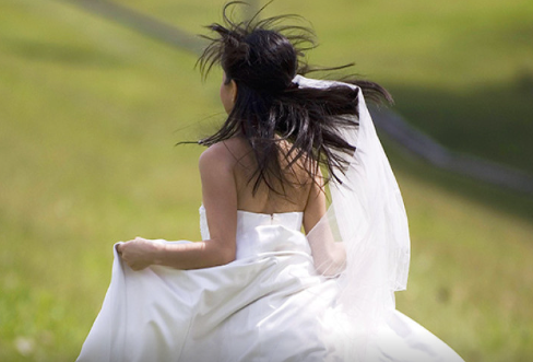 Gəlin toyuna bir neçə saat qalmış öldü