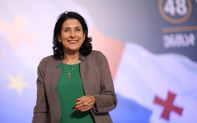 Tbilisidə Gürcüstanın sabiq prezidentinin evinin yanında atışma baş verib