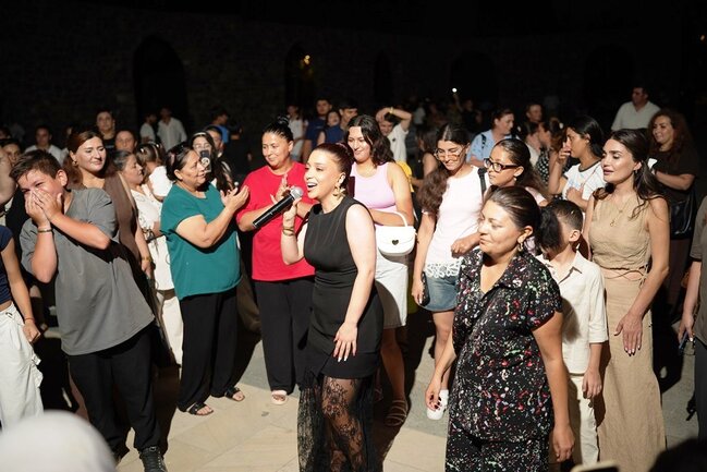 Paytaxtda axşam konsertləri keçirilir - Fotolar