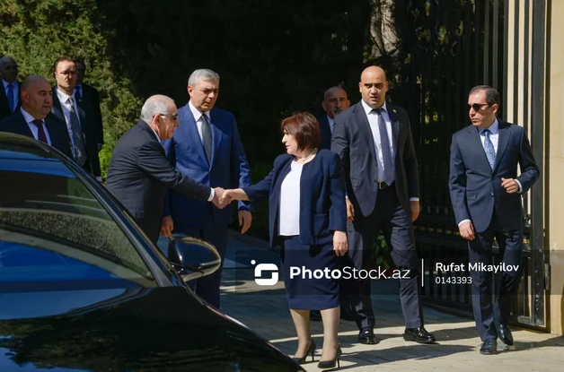Ümummilli lider Heydər Əliyevin xatirəsi anılır - YENİLƏNİB+FOTO