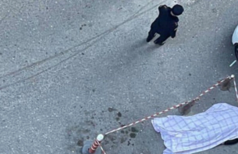 Bakıda tələbə qız özünü 15-ci mərtəbədən ATDI