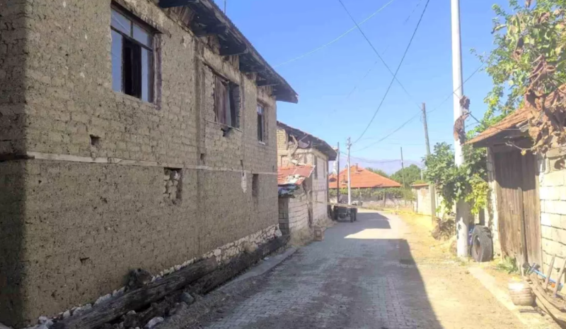 93 yaşlı qadın döyülərək öldü – nəvəsi saxlanıldı