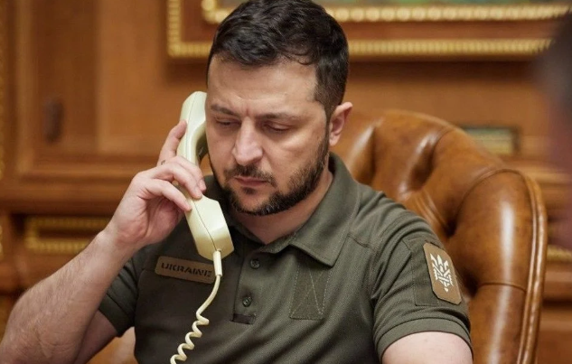 Zelenski Uitkofla ərazi məsələləri və təhlükəsizlik zəmanətlərini müzakirə etdi