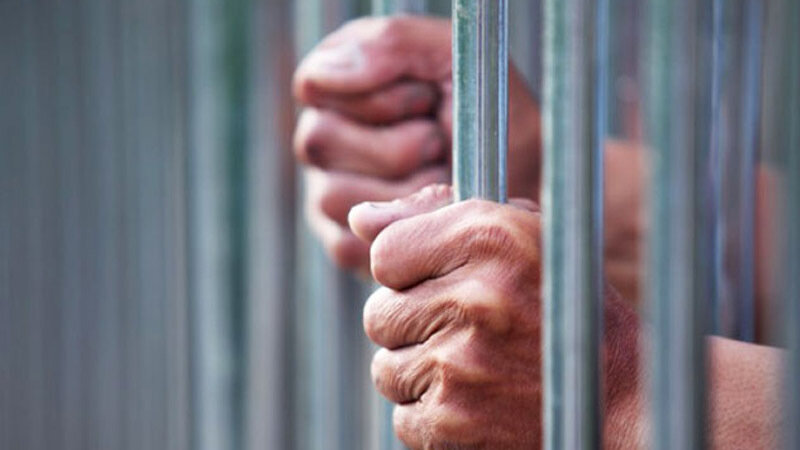 Qaynını güllələmişdi - Özü də həbsdə öldü