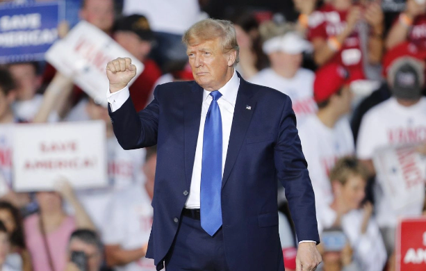 Tramp sui-qəsd cəhdindən sonra ilk mitinqini keçirdi