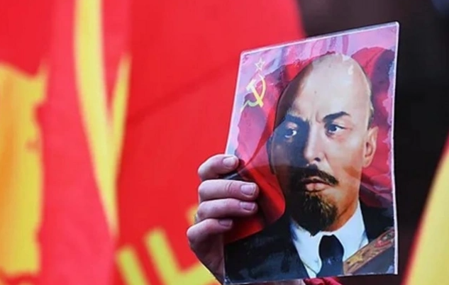 Leninin şəklini paylaşan litvalı böyük məbləğdə cərimə edildi