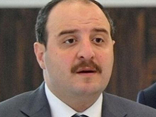 Nazir öz mikroavtobusu ilə jurnalisti...