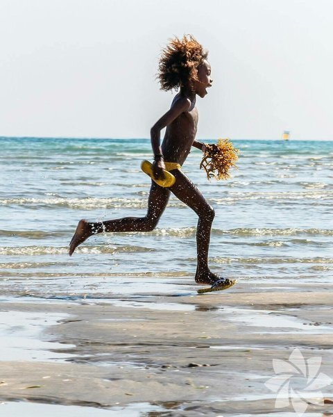 Dünyanın müxtəlif guşələrində "UŞAQLIQ" - FOTOLAR