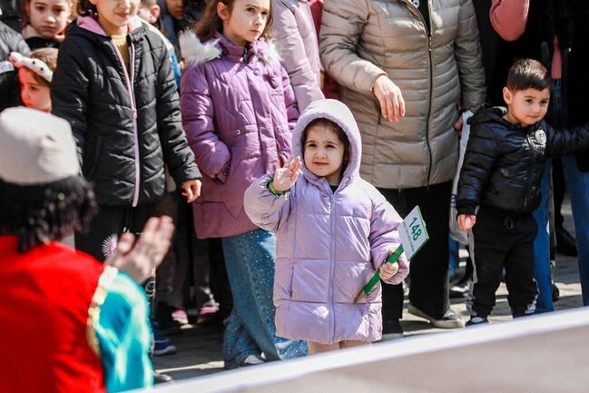 Paytaxtın abad məhəllələrindəki Novruz şənlikləri davam edir