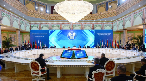 Əli Əsədov Düşənbədə MDB Hökumət Başçıları Şurasının iclasında iştirak edib