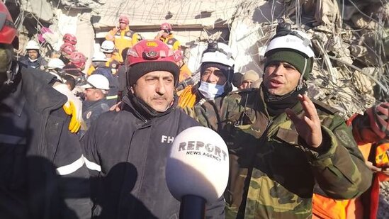 FHN xilasediciləri: "Kahramanmaraşda 2 nəfəri dağıntılar altından sağ çıxartdığımıza görə sevinirik" - FOTO