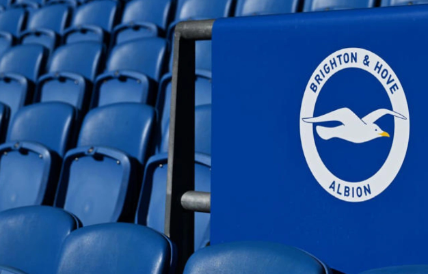 İngiltərə Premyer Liqasının oyunu zamanı azarkeş vəfat edib