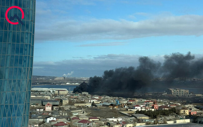 Nərimanovda obyekt yanır -Video - Yenilənir