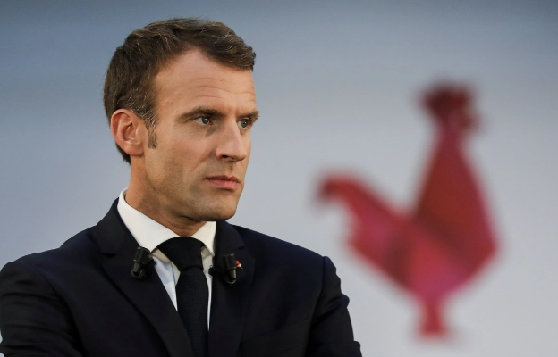 Makron siyasi böhran fonunda istefa verəcək?