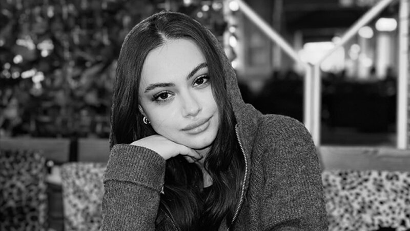 Bakıda tələbə qız faciəvi şəkildə öldü (FOTO)