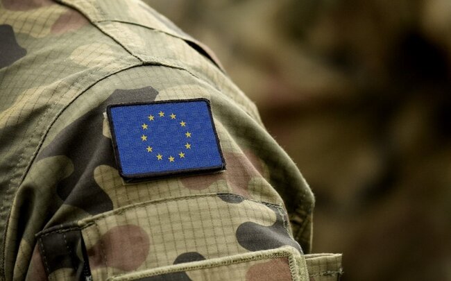 Aİ Ukraynaya qoşun yeridilməsini Avropa ordusunun yaradılmasının başlanğıcı adlandırıb