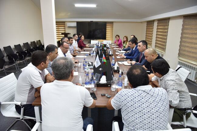 Medianın İnkişafı Agentliyində maliyyə yardımı göstərilən onlayn media subyektlərinin rəhbərləri ilə görüş keçirilib