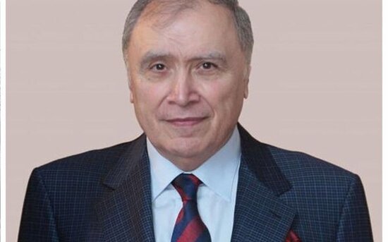 Azərbaycanda teatr direktoru işdən çıxarıldı - FOTO