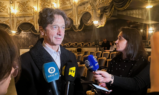 İsrael Demidov: "Birinci dəfədir Bakıya gəlmişəm - şəhərə vurulmuşam"