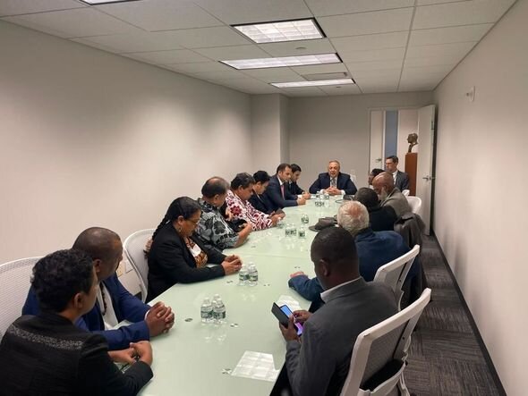 Azərbaycanın BMT-dəki nümayəndəsi Fransanın dənizaşırı ərazilərinin təmsilçiləri ilə görüşüb - FOTO