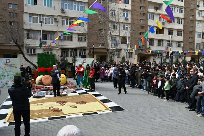Paytaxtın Abad məhəllələrində Novruz şənlikləri keçirilir