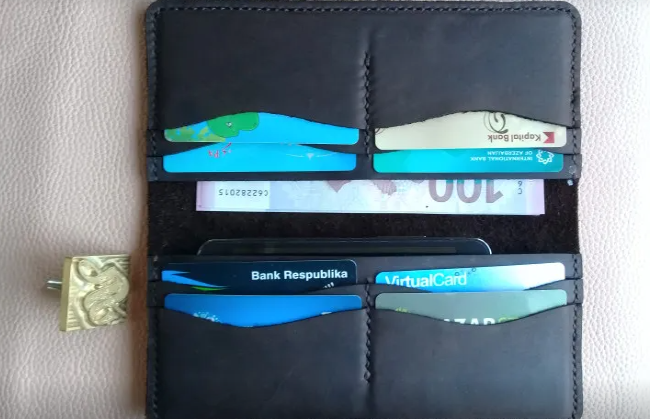 Onları pul qabında gəzdirməyin: təhlükə sizinlədir