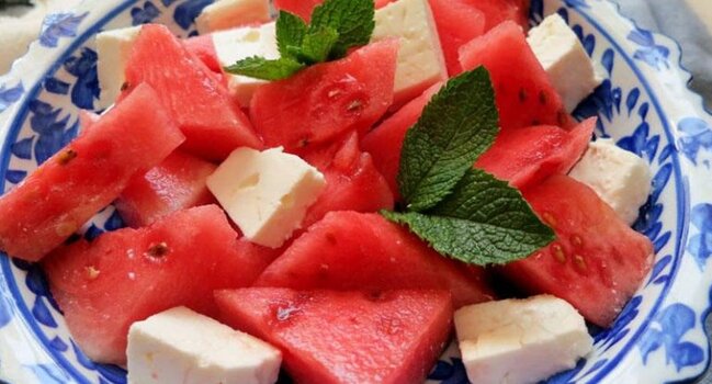 Qarpızı nə üçün pendirlə yeməliyik? - Faydaları açıqlandı