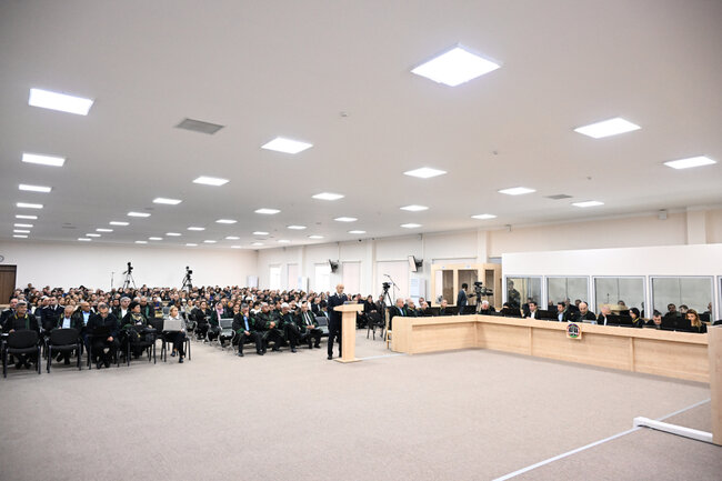Arayikgilin məhkəməsində prokurorların çıxışı başladı - Fotolar