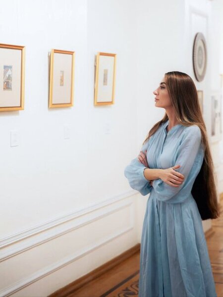 Prezidentin qızları Milli İncəsənət Muzeyində - Fotolar