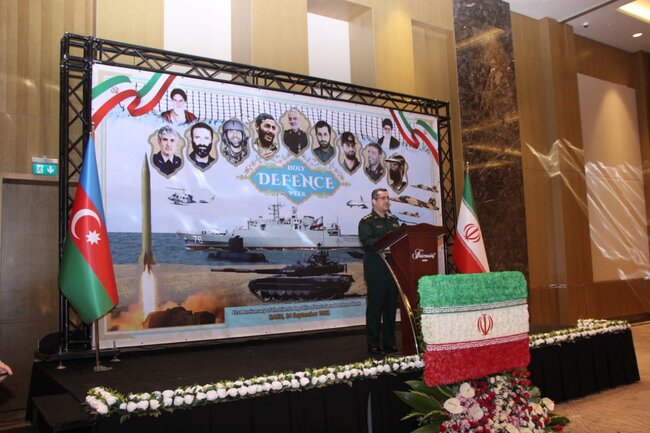 İranın Müqəddəs Müdafiə Həftəsi Bakıda qeyd olundu - FOTOLAR
