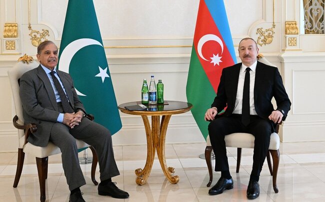 Azərbaycan Prezidenti və Pakistanın Baş naziri arasında telefon danışığı olub