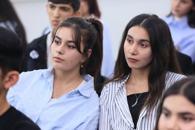 "Milli Mətbuat 150 – Rəqəmsal erada gənclər və media savadlılığı" layihəsi çərçivəsində gənclərlə görüş keçirilib