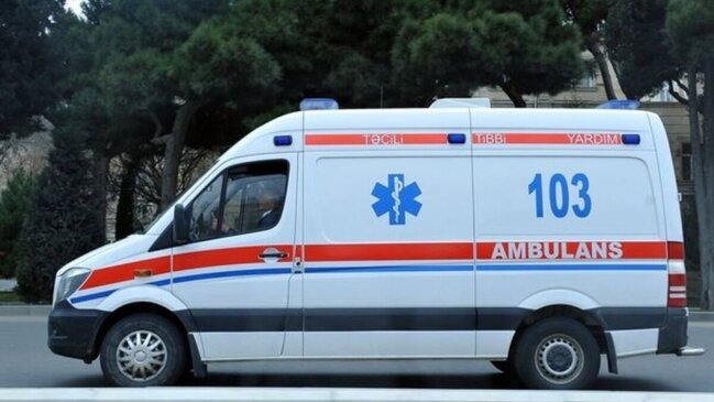 Bakıda hamilə ambulansda doğuş etdi