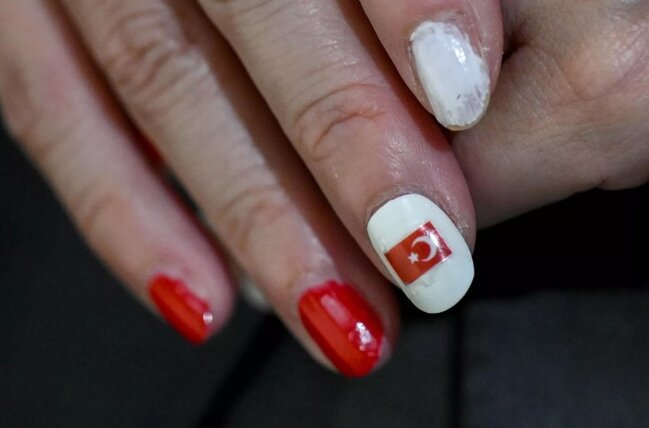 Atatürkün məzarına getdi - Dırnaqları müzakirə olundu