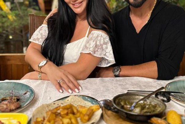 Azərbaycanlı məşhur qadının Bakıda ərəb kişi ilə ŞOK GÖRÜNTÜSÜ yayıldı + FOTOLAR