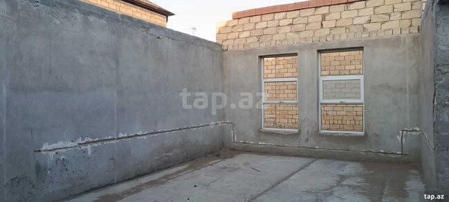 Həyət evi TƏCİLİ SATILIR - FOTOLAR