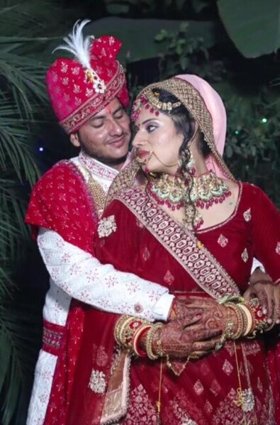 Gənc müəllim şagirdi ilə evlənmək üçün görün nə etdi - FOTO