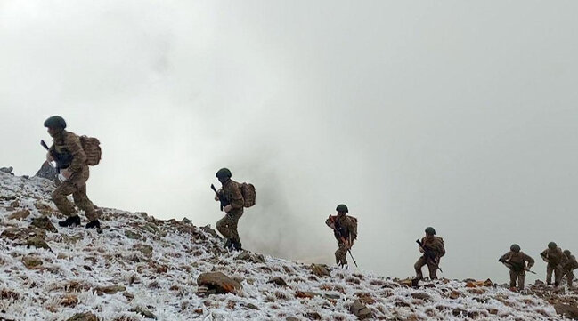 Xüsusi Təyinatlılarımız Qapıcıq zirvəsində - FOTO/VİDEO