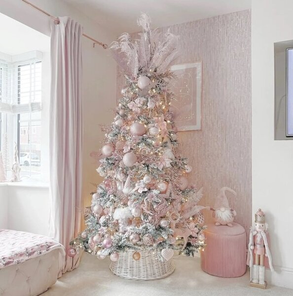 Yeni il üçün evin bəzəyinə görün nə qədər pul xərclədi - Heyrətamiz alındı - FOTO