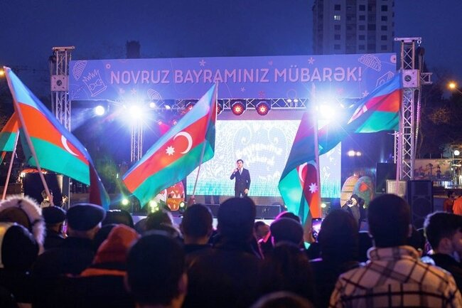 Nərimanov rayonunda Novruz coşqusu - FOTOLAR