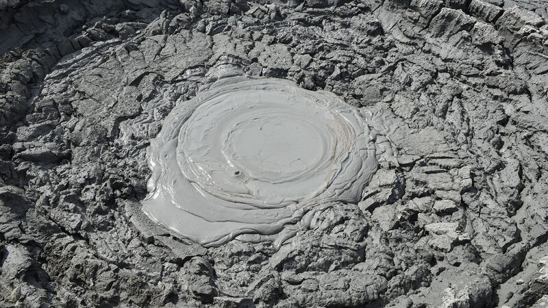 Azərbaycanda daha bir palçıq vulkanı püskürüb - FOTO
