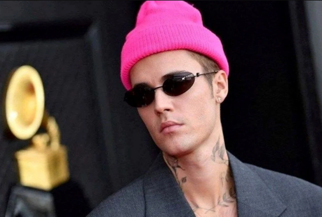 Castin Biber fanatlarına səsləndi: "Bu geyimlərə pul xərcləməyin"